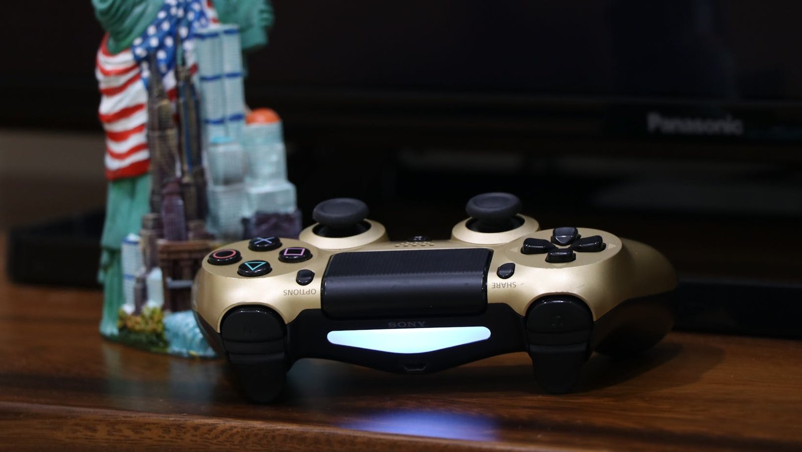 Undergrowthgames Custom Controller UGGcontroman